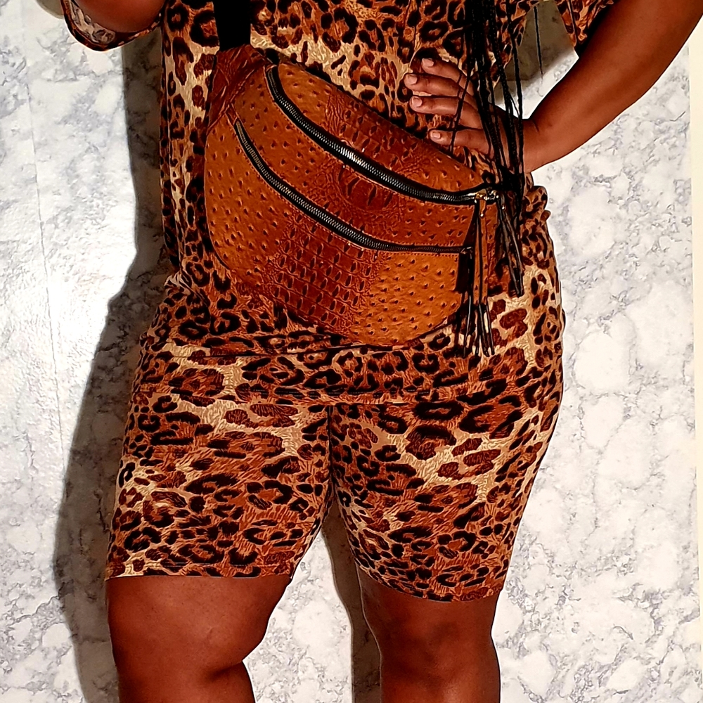 Plus size leapord biker set